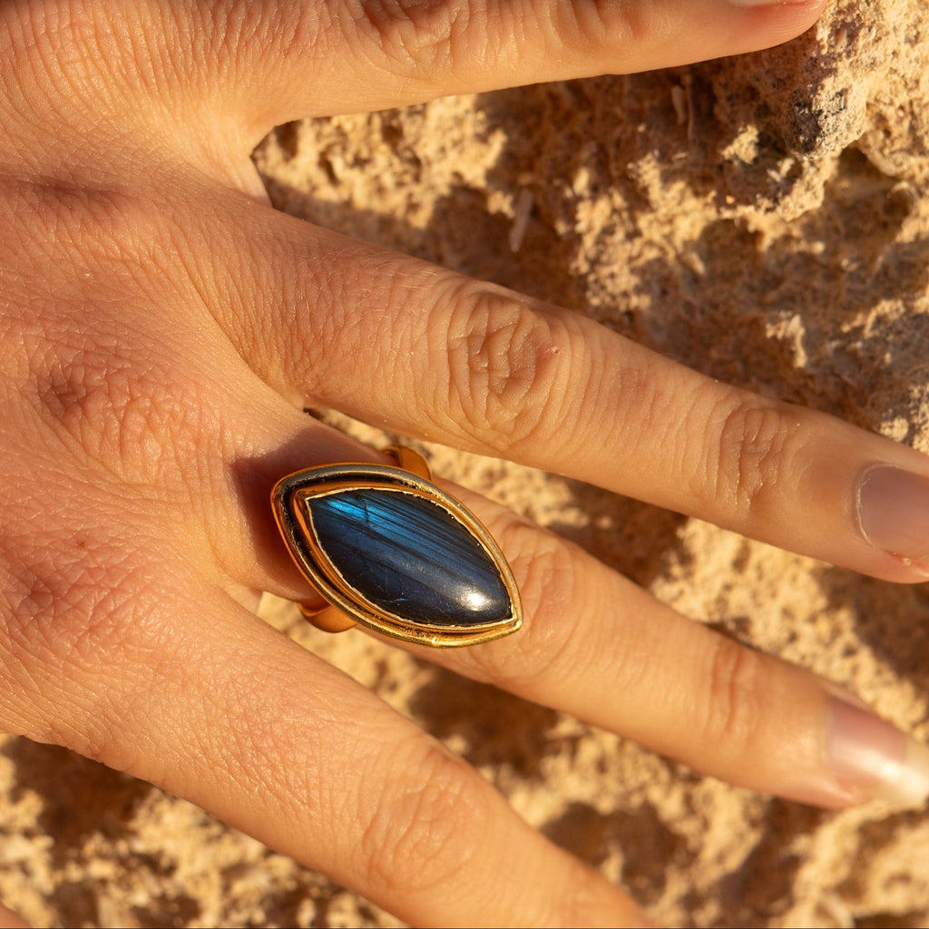 Luma Labradorite Ring PRE ORDER